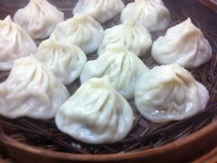 灌汤小笼-大龙汤包