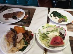 -圣琼美食百汇自助餐(白云万达店)