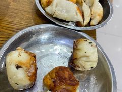 -黄阿姨锅贴大王(万航渡路店)