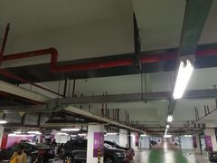 -上海喜玛拉雅酒店-停车场