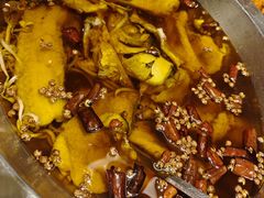 -鑫巴蜀小镇 · 水煮鱼专研店(玉桥店)