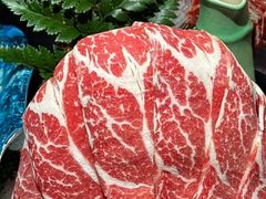 -鲜入唯煮·港式海鲜牛肉火锅(金宝街店)