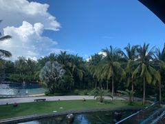 -三亚湾海居铂尔曼度假酒店