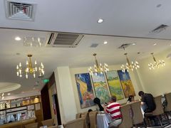 大堂-老人和饭店(淮海中路店)