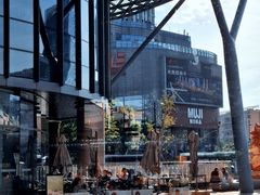 -星巴克臻选(上海合生汇1F店)