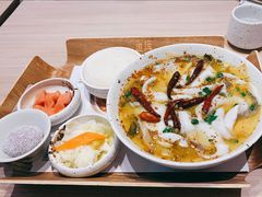 老坛酸菜鲈鱼-渔语鱼酸菜鱼新川菜(万象城店)