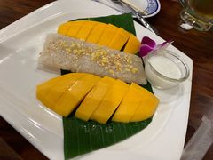 -Dang restaurant (patong phuket)