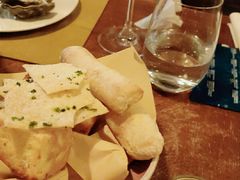 -斯普汇生蚝牛排馆(中骏世界城店)