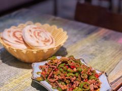 孜然辣子肉夹馍-左陕右甘(亚运村店)