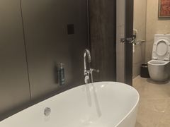 -广州天河希尔顿酒店