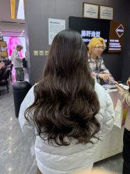 -藤野造型烫染·漂发