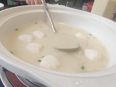 -鱼头泡饭·湖北菜·非物质文化遗产(岳家嘴总店)