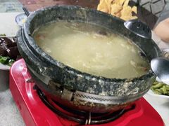 -墨脱石锅椰子鸡•香草鸭•东山羊(大东海店)