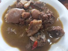 -峡谷农家乐饭店