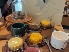 -星巴克臻选(上海合生汇1F店)