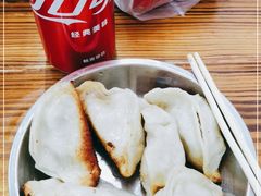 -黄阿姨锅贴大王(万航渡路店)