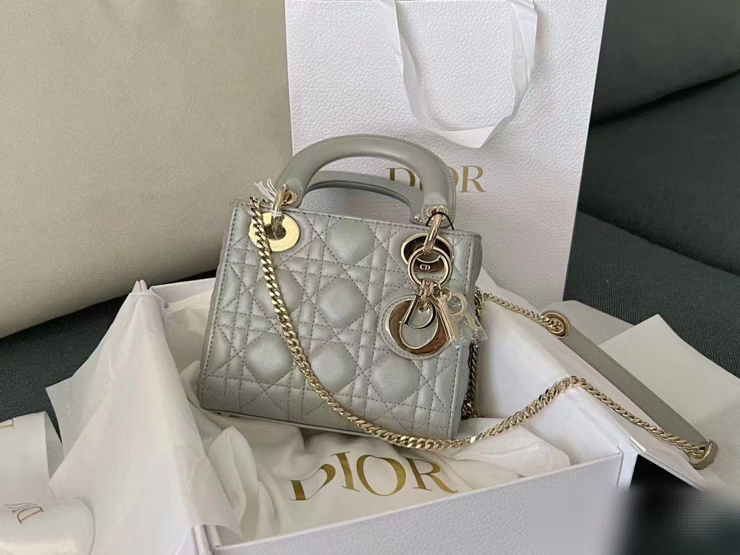 Дубликаты часов-dior сумки цены и изображения [Рос