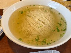 白汤面底-同得兴 Since·1995 传统苏式面馆(十全街店)