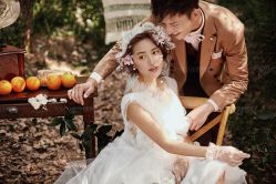 -雪中彩影婚纱摄影·微光艺术中心