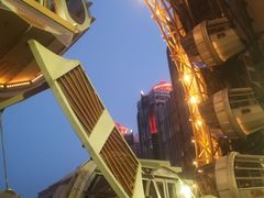 -影汇之星8字形摩天轮