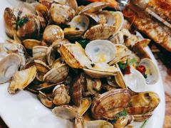 -老东镇啤酒屋海鲜加工·蒸汽海鲜·海鲜烧烤(台东店)