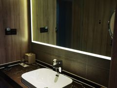 -长沙省政府地铁站亚朵酒店