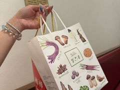 -第六季自助餐厅(王府井店)