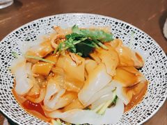 梧桐大拉皮-梧桐树下(云锦世家店)