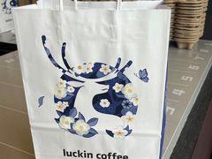 -瑞幸咖啡(灵芝地铁站店)