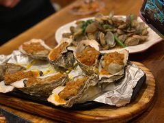 蒜泥生蚝-老东镇啤酒屋海鲜加工·蒸汽海鲜·海鲜烧烤(台东店)