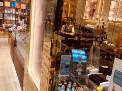 -VENCHI 闻绮(北京国贸商城店)