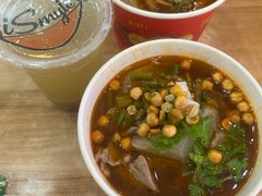 -江三王记牛杂馆(总店)