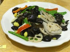 荷塘月色-瑞记湛江鸡饭店·粤西第一鸡(粤垦店)