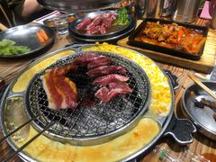 -青瓦炭韩潮烤肉(花园道店)