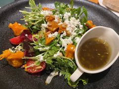 烤南瓜沙拉配茅屋芝士-兰特伯爵西餐厅·啤酒屋(方庄店)