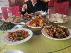 -华龙特色大骨鸡农家菜馆