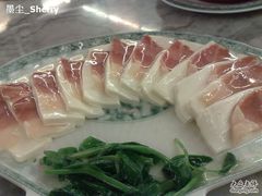 火夹乳饼-蔼若春.传承三十年云南菜(金碧公园店)
