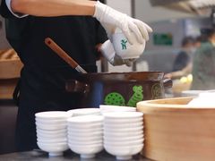 -老乡鸡(上海白玉兰广场店)