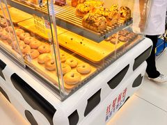 -红星前进面包牛奶公司(君太店)