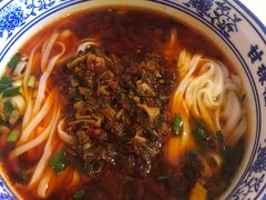 -矮子粉店1985·长沙米粉(湘春路店)