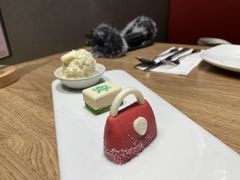 -必胜客(新中纬店)