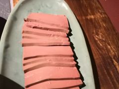 -老牌坊云南鱼豆花火锅(哈西万达店)