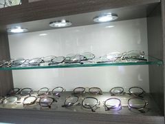 -视野联行眼镜蔡司·依视路官方授权店(顺城店)