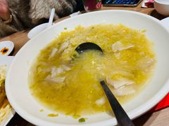 贼地道酸菜氽白肉-东北人粗粮饺子坊(南山店)