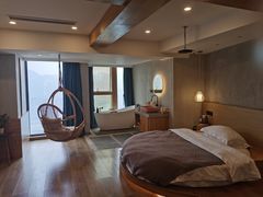 -闲隅江景艺术酒店(解放碑洪崖洞总店)