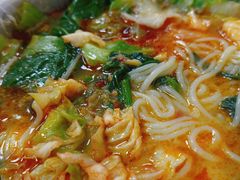 -二钢串叔麻辣烫(华龙大厦店)