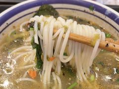 -云阿蛮云南生烫牛肉米线(奉贤路店)