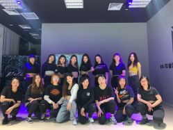 -DL专业爵士舞街舞工作室