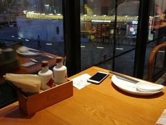靠窗位-苏小柳手作点心(控江旭辉分院)