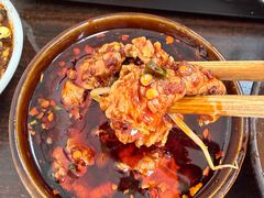 -苗侗地道红酸.酸汤鱼·酸汤牛肉